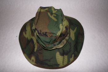 Hat/ Jungle Boonie NEW U.S Military Issue Vietnam Tropical Camouflage
